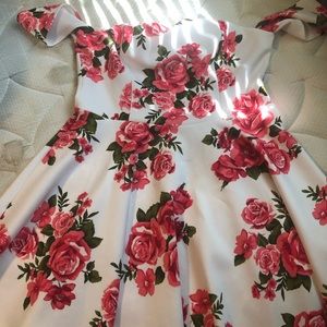 WHITE AND PINK ROSE PRINT FORMAL DRESS